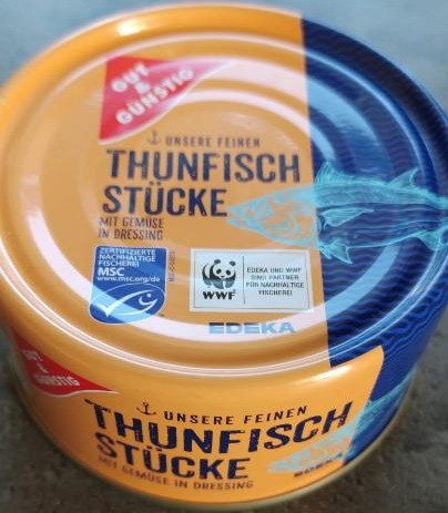 Fotografie - Thunfisch Stücke mit Gemüse in Dressing Gut & Günstig