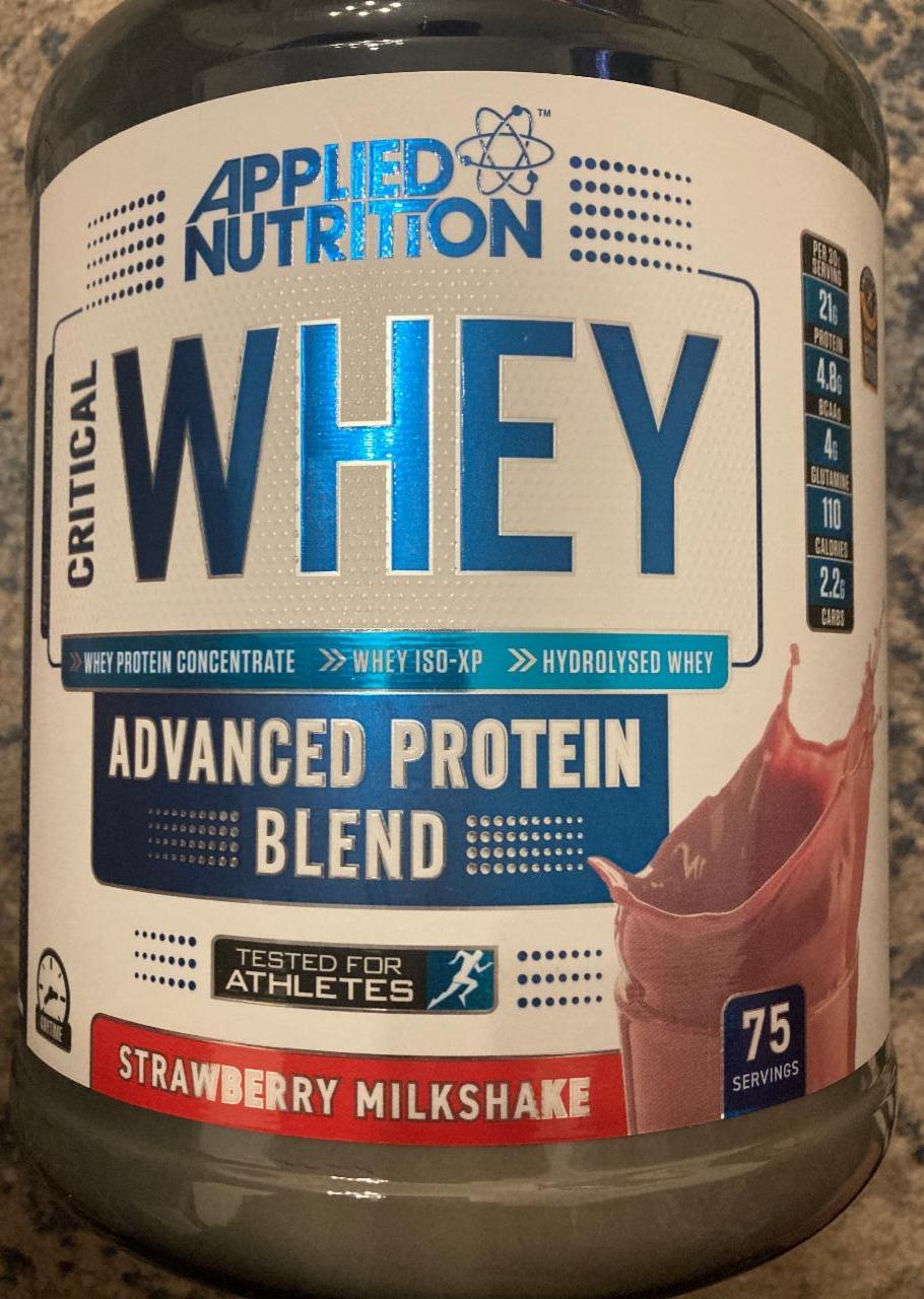 Fotografie - Critical Whey Protein Blend Strawberry Milkshake Applied Nutrition