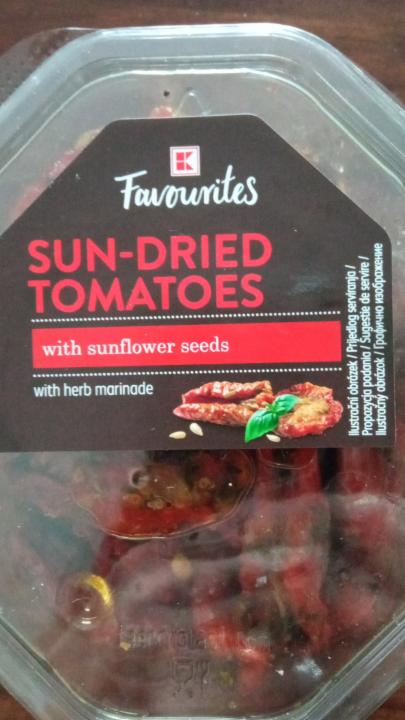 Fotografie - Sun-dried Tomatoes with sunflower seeds K-Favourites