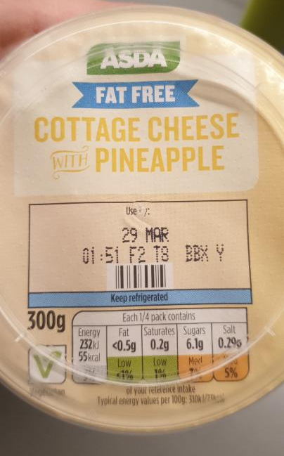 Fotografie - Fat Free Cottage Cheese With Pineapple