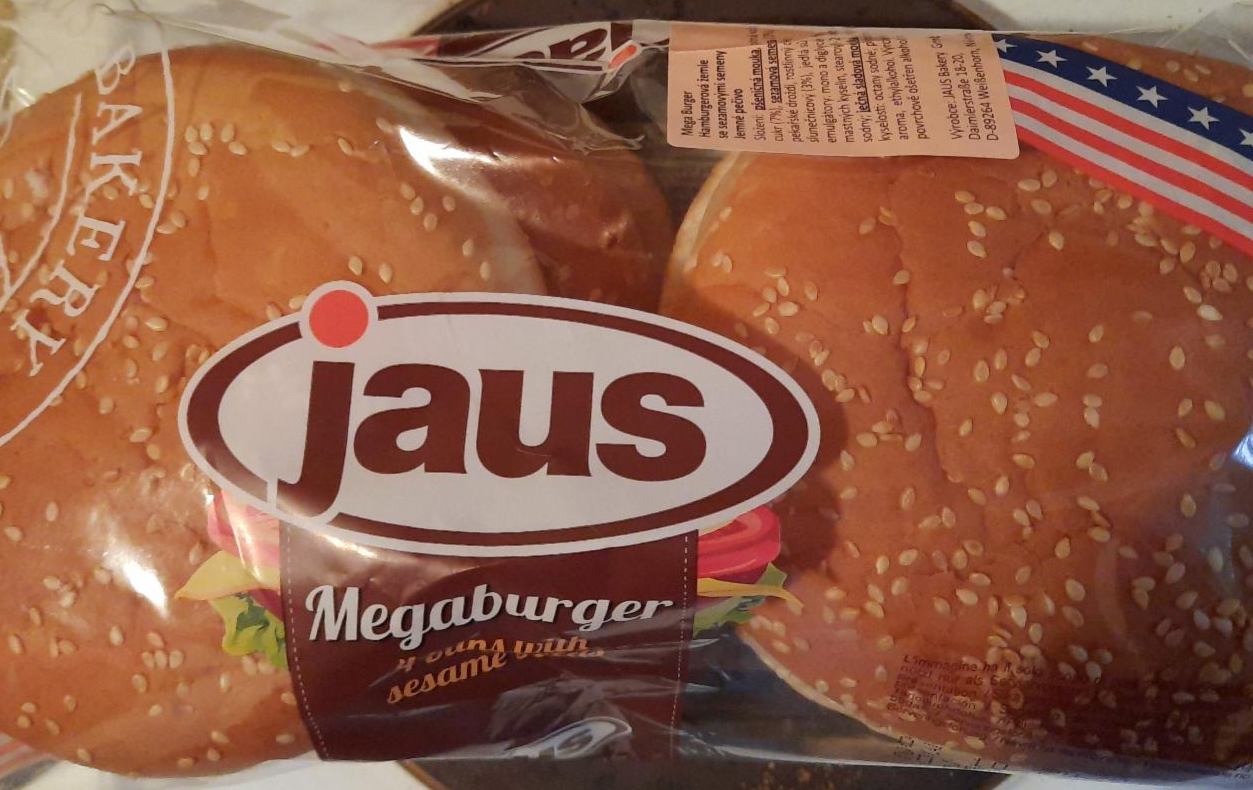Fotografie - Megaburger with sesame seeds Jaus