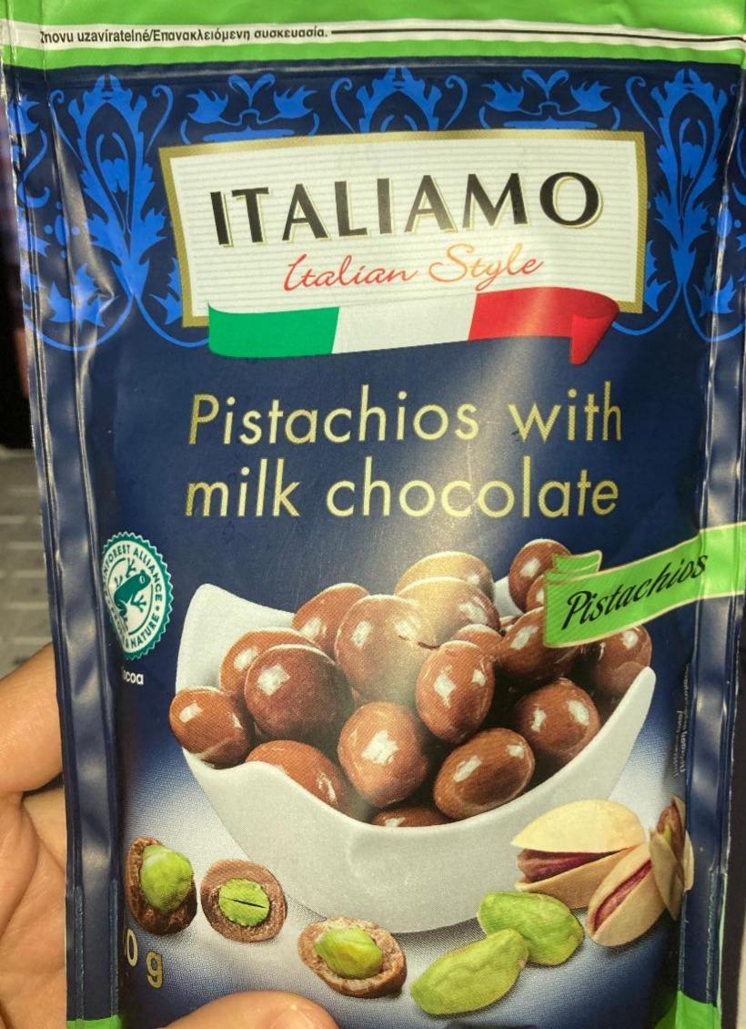 Fotografie - Pistachios with milk chocolate italiamo
