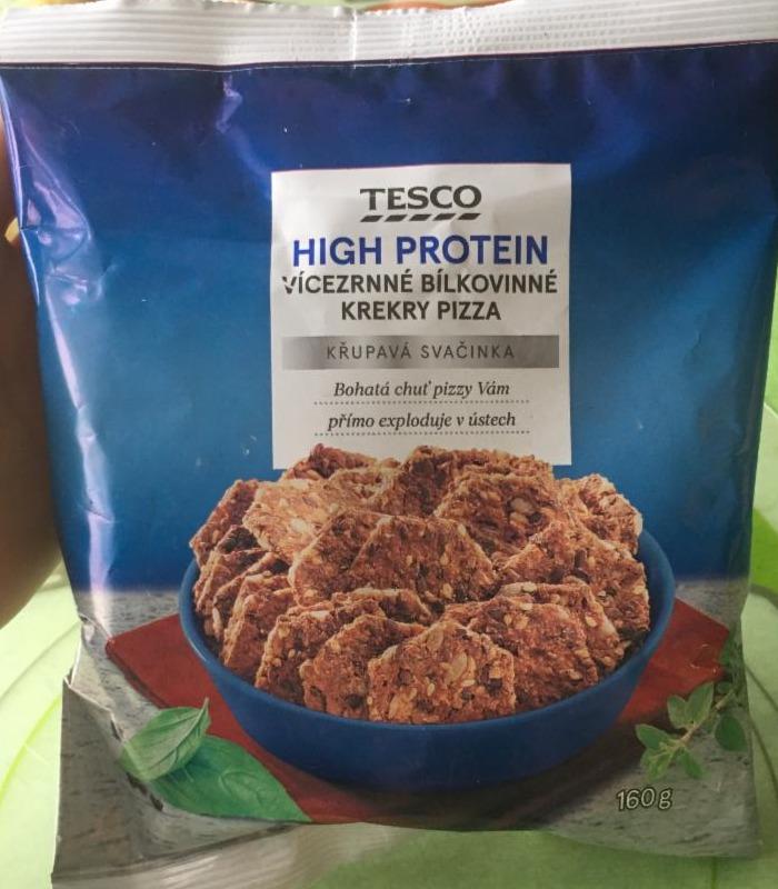 Fotografie - Vícezrnné bílkovinné krekry pizza Tesco high protein
