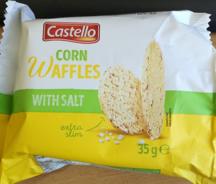 Fotografie - Corn waffles with salt Castello