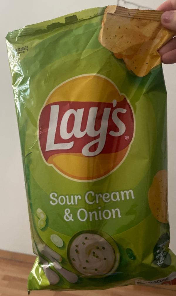 Fotografie - Sour Cream & Onion Flavored Potato Chips Lay's