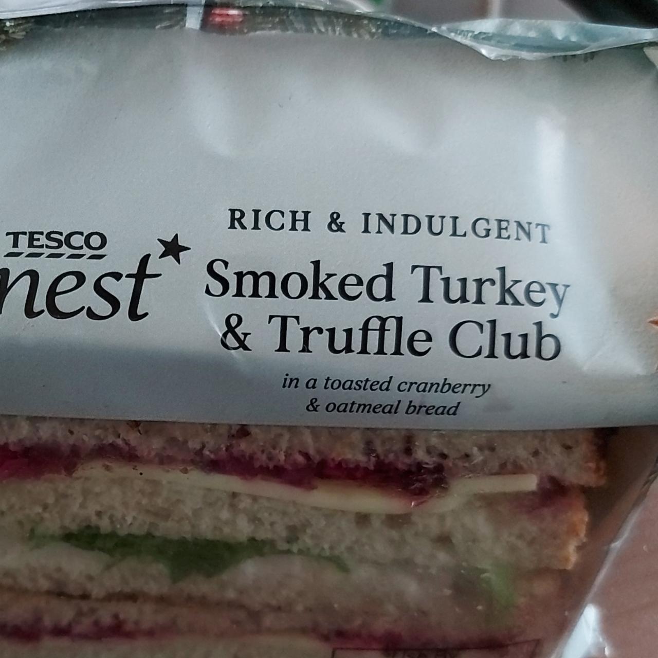 Fotografie - Smoked Turkey & Truffle Club Sandwich Tesco finest