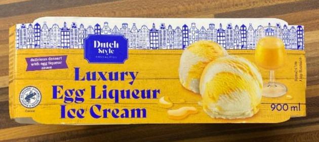 Fotografie - Luxury Egg Liqueur Ice Cream Dutch Style