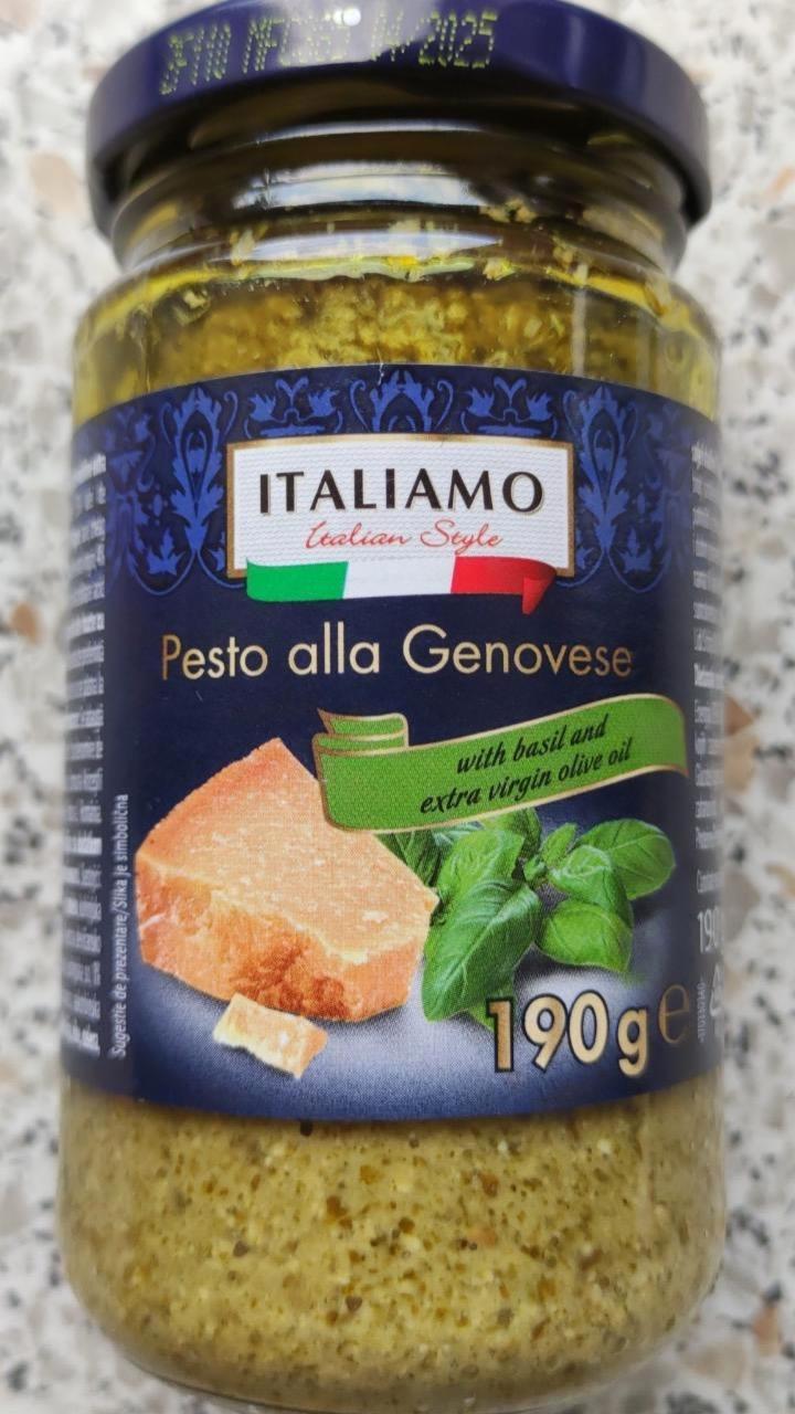 Fotografie - Pesto alla Genovese with basil and cheese (s bazalkou a sýrem) Italiamo