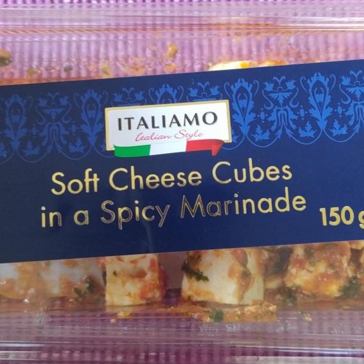 Fotografie - Soft Cheese Cubes in a Spicy Marinade Italiamo