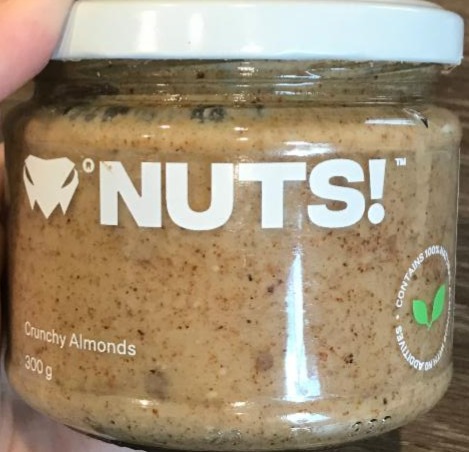 Fotografie - Nuts! Crunchy almonds R3ptile