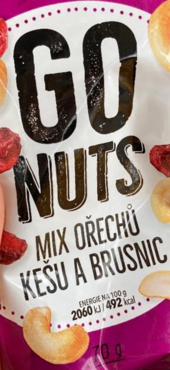 Fotografie - GO NUTS mix ořechů kešu a brusnic