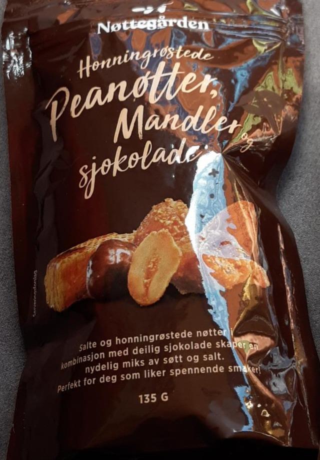 Fotografie - Peanøtter, Mandler og sjokolade Nøttegården