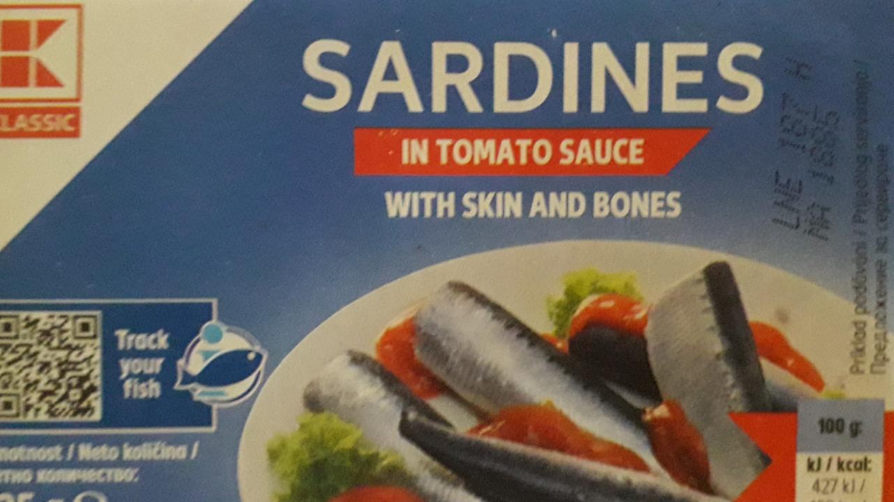Fotografie - sardinky s kůží a kostmi v tomatové omáčce K-Classic