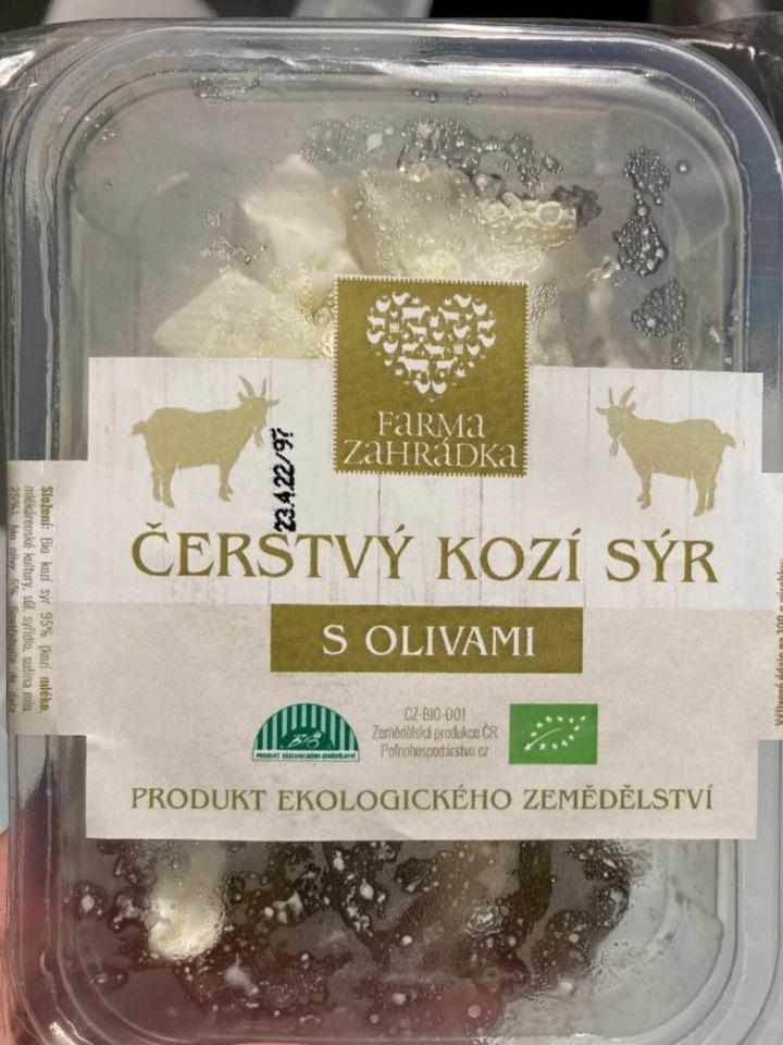 Fotografie - Čerstvý kozí sýr s olivami Farma Zahrádka