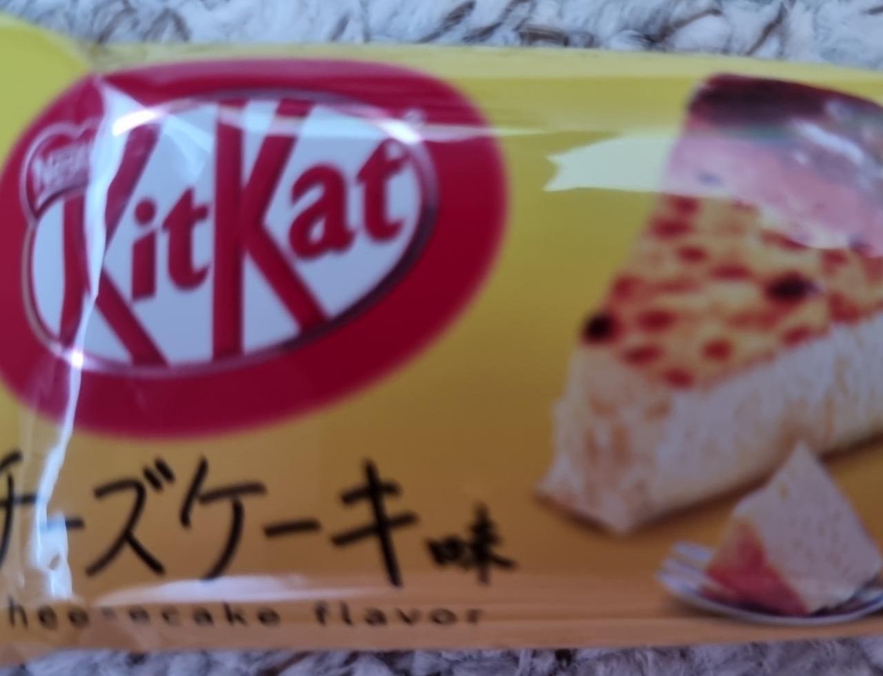 Fotografie - Kit Kat Mini Cheesecake Flavor