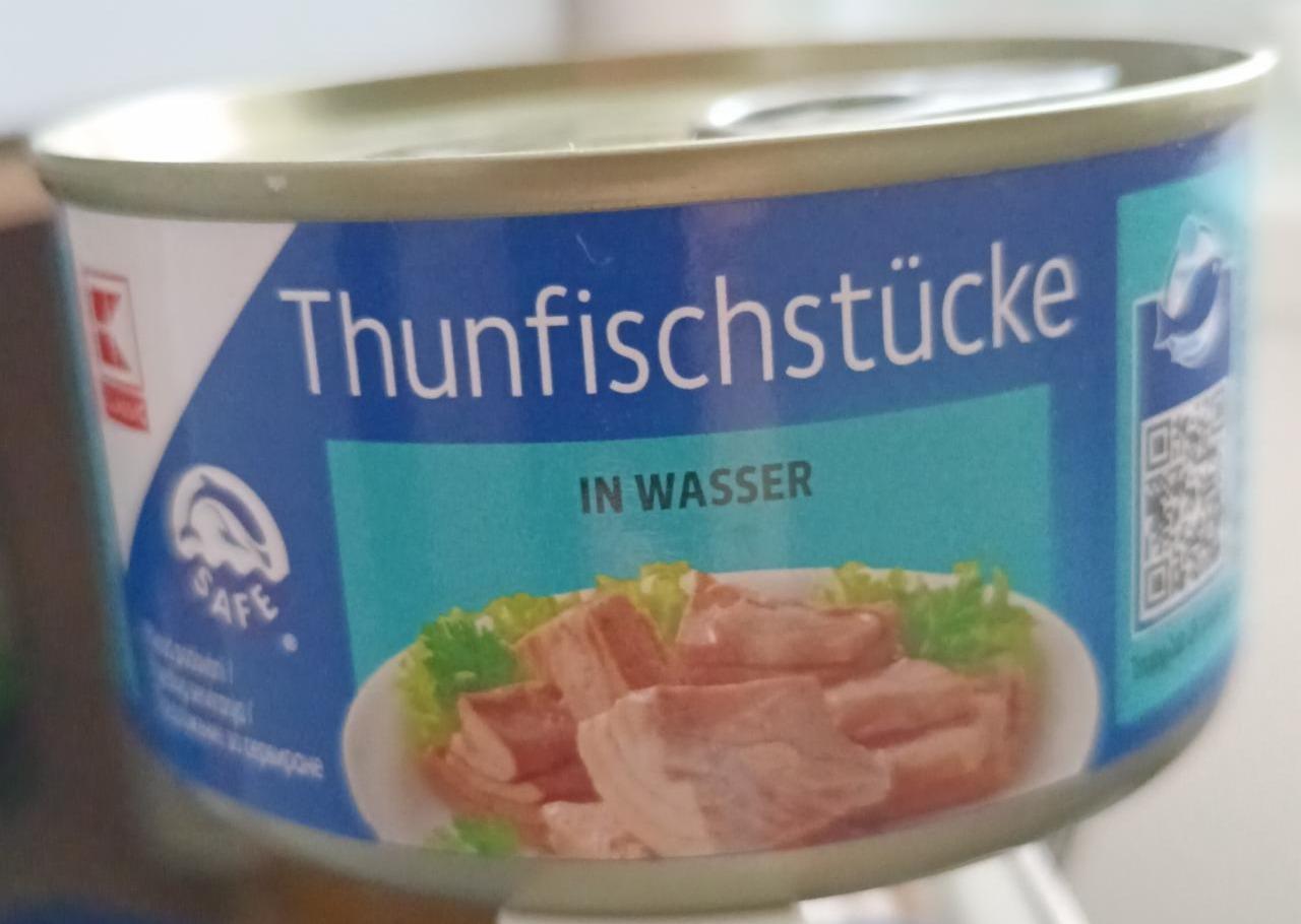 Fotografie - Thunfischstücke in wasser K-Classic
