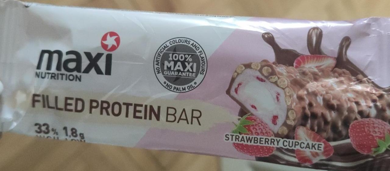 Fotografie - Filled Protein Bar Strawberry Cupcake Maxi nutrition