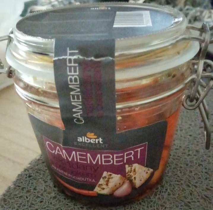 Fotografie - Camembert nakládaný s česnekem Albert Excellent