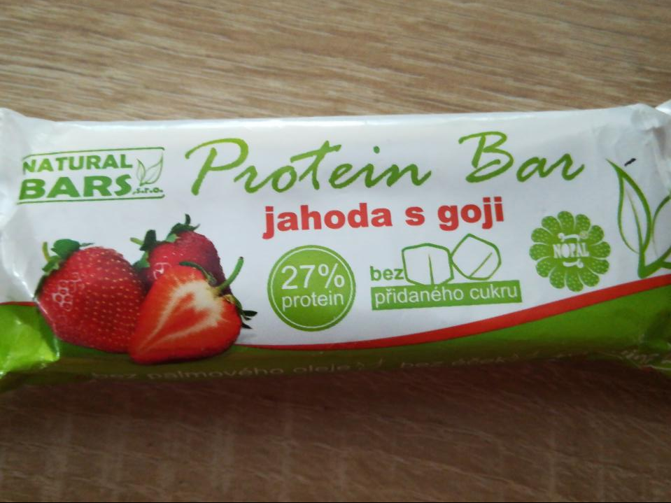 Fotografie - Natural Bars jahoda s goji protein bar