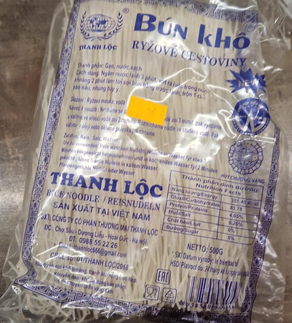 Fotografie - rýžové těstoviny Bún kho