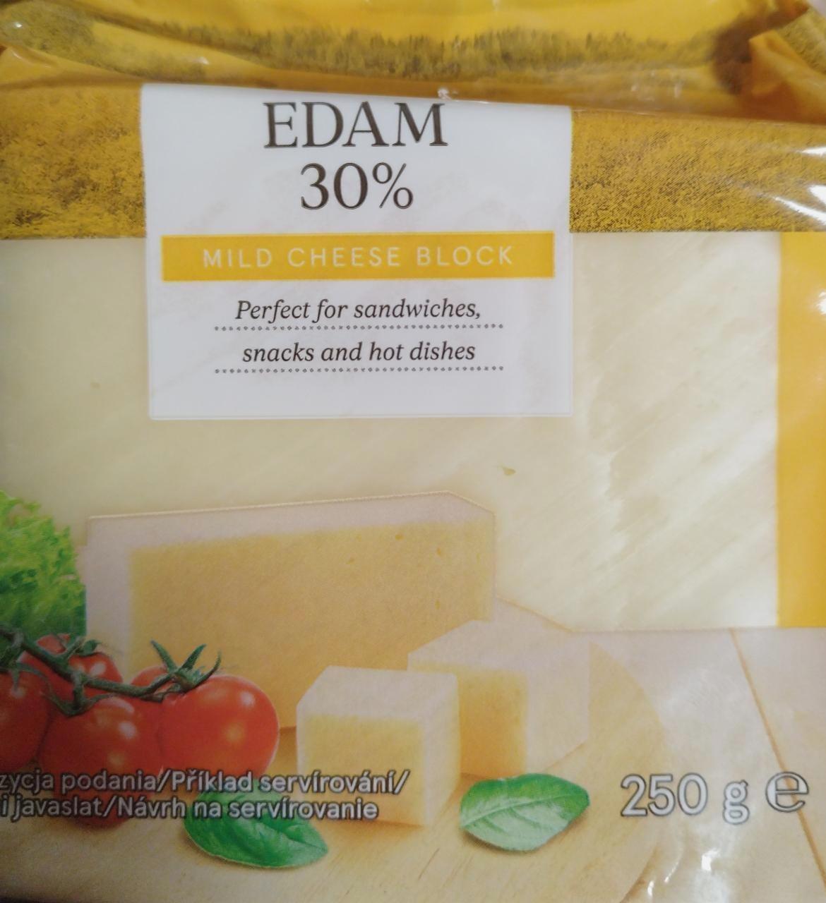 Fotografie - Edam 30% mild cheese block Tesco
