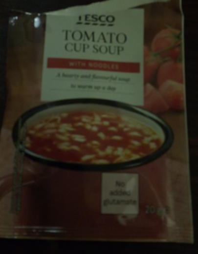 Fotografie - TOMATO CUP SOUP WITH NOODLES Tesco
