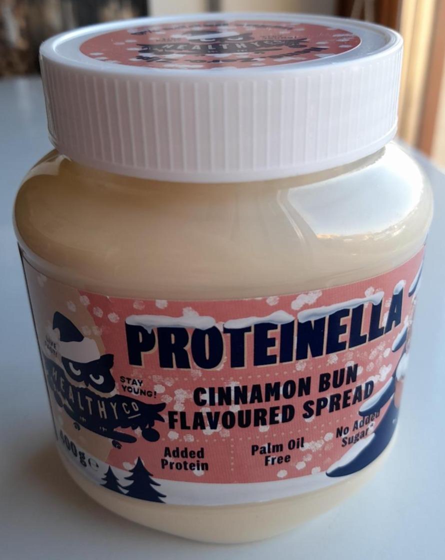 Fotografie - Proteinella Cinnamon bun flavoured spread HealthyCo