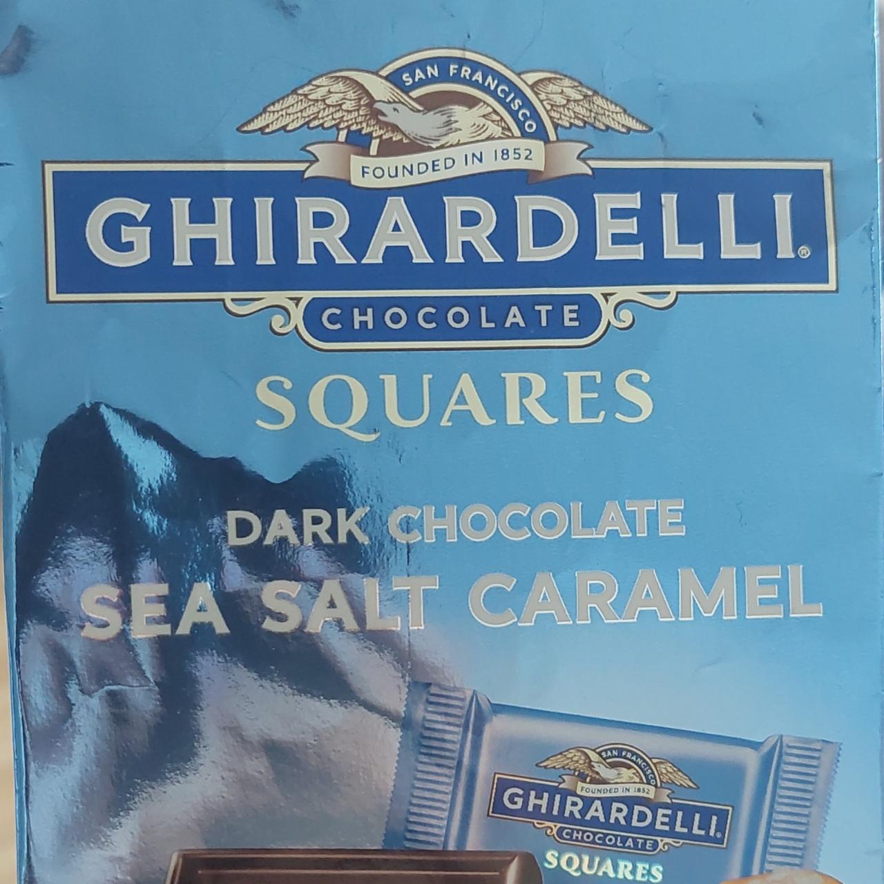 Fotografie - Chocolate squares Dark chocolate Sea salt caramel Ghirardelli