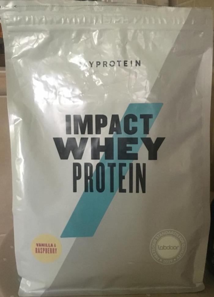 Fotografie - Impact Whey Protein Vanilla & Raspberry Myprotein