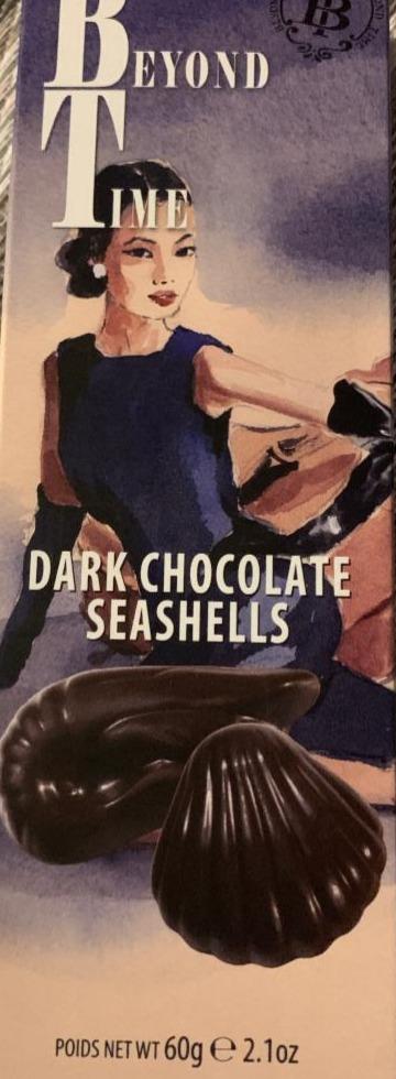 Fotografie - Dark chocolate seashells