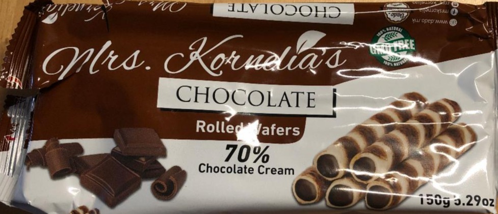 Fotografie - Chocolate rolled wafers 70% chocolate cream Mrs. Kornelias