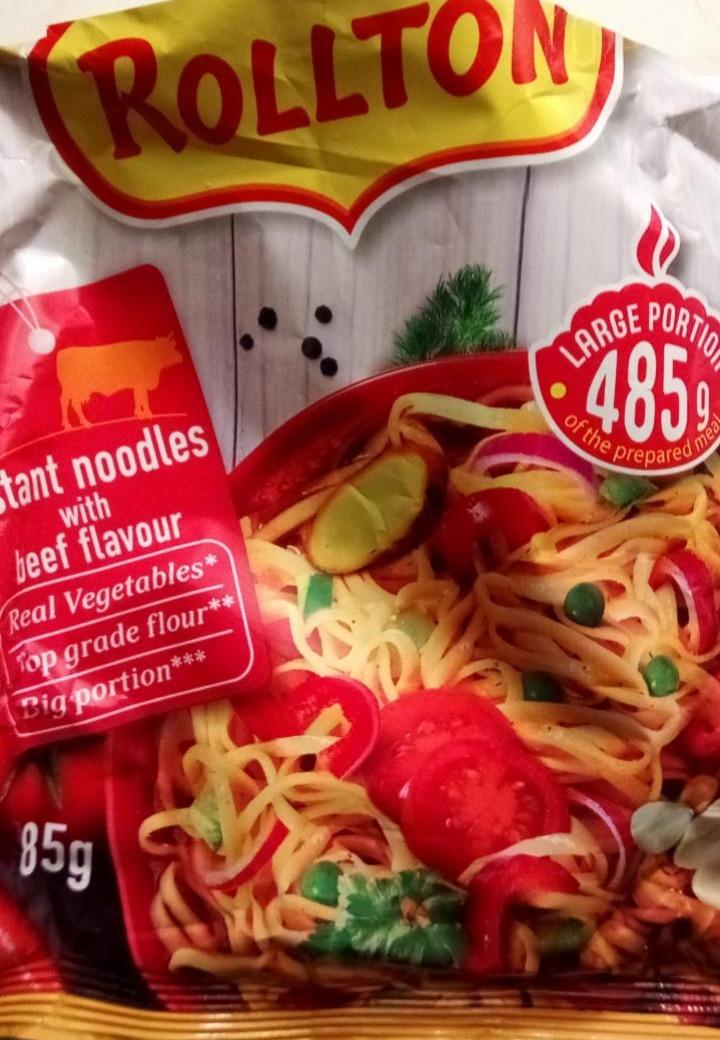 Fotografie - Instant noodles with beef flavour (Instantní nudle s hovězí příchutí) Rollton