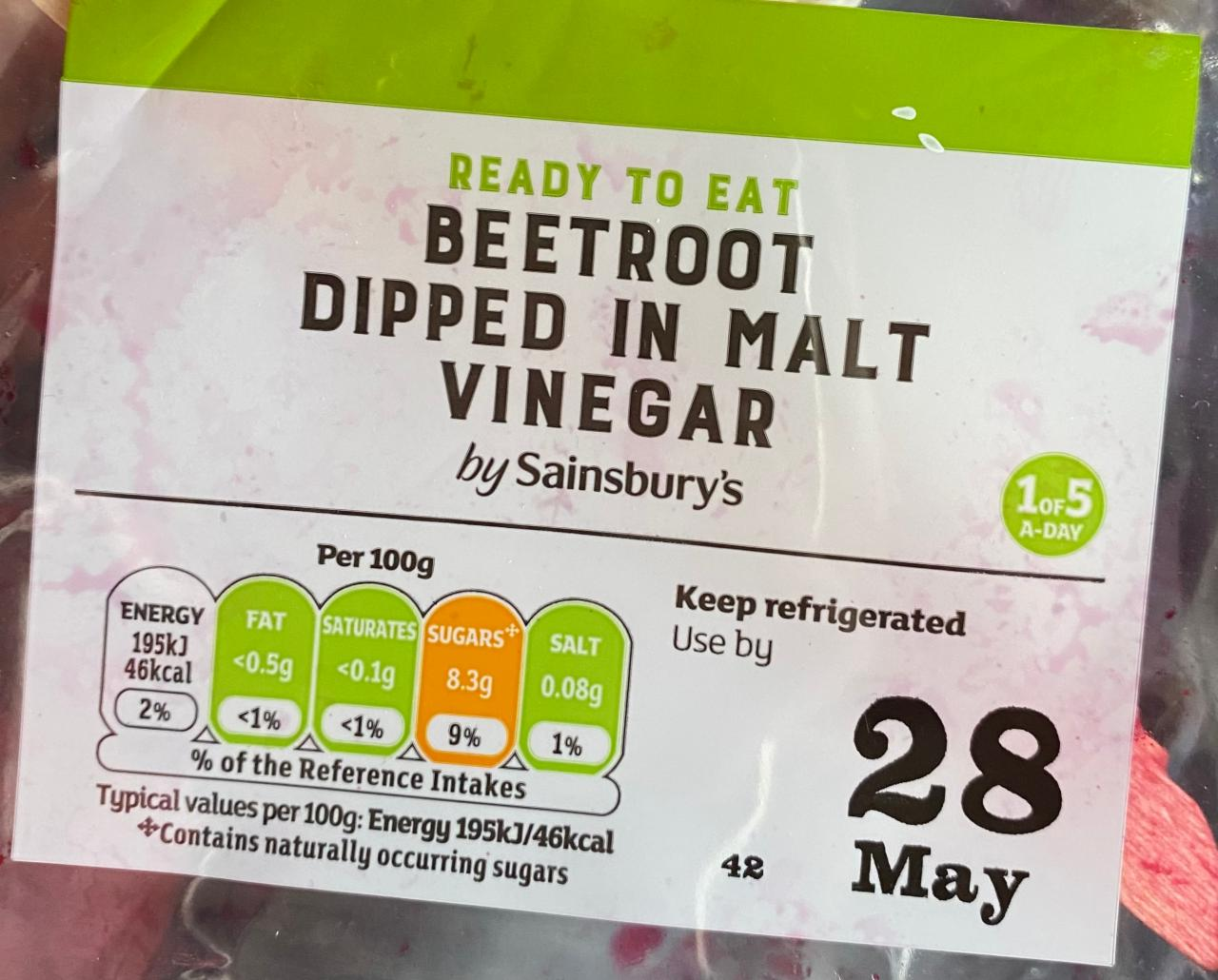 Fotografie - Beetroot dipped in Mailt Vinegar Sainsbury's
