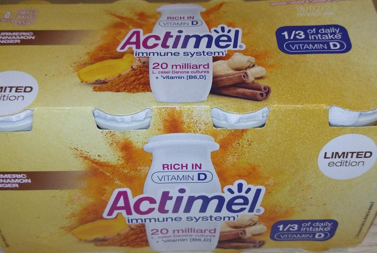 Fotografie - Immune system Turmeric Cinnamon Ginger Actimel
