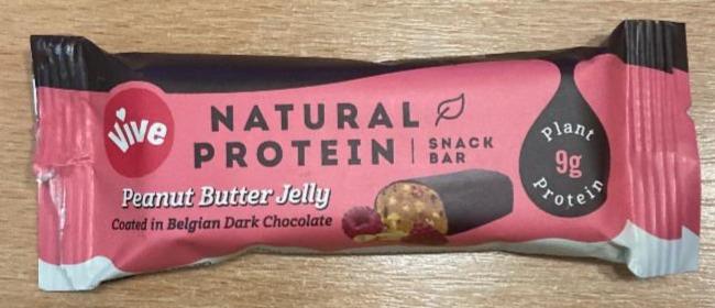 Fotografie - Natural protein Snack bar Peanut Butter Jelly Vive