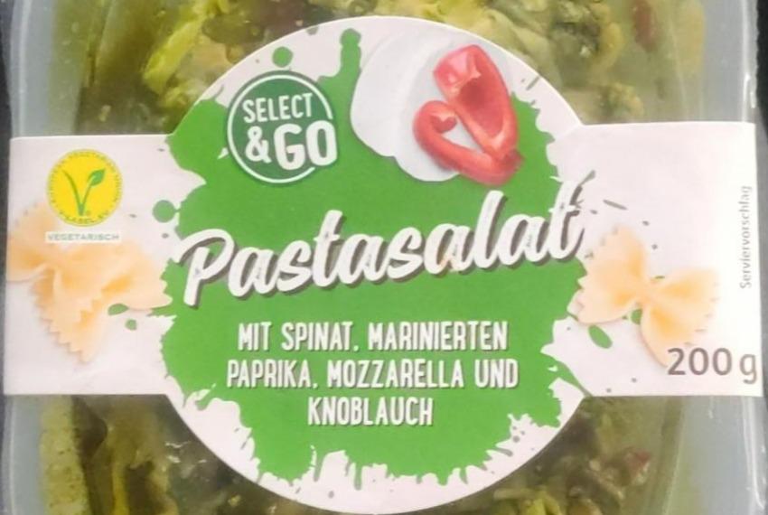 Fotografie - Pastasalat mit Spinat, marinierten Paprika, mozzarella und Knoblauch Select&Go