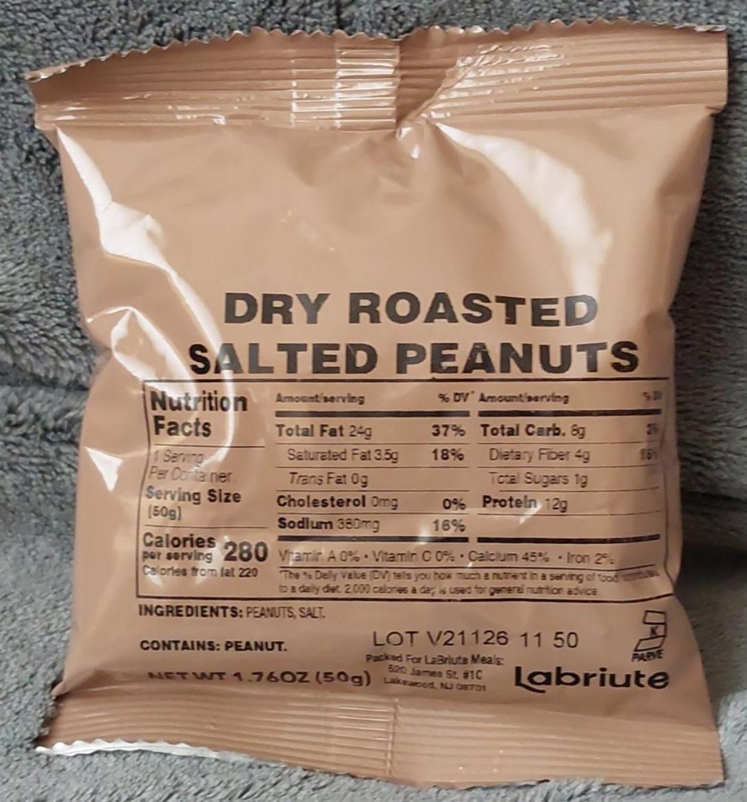 Fotografie - Dry roasted salted peanuts Labriute