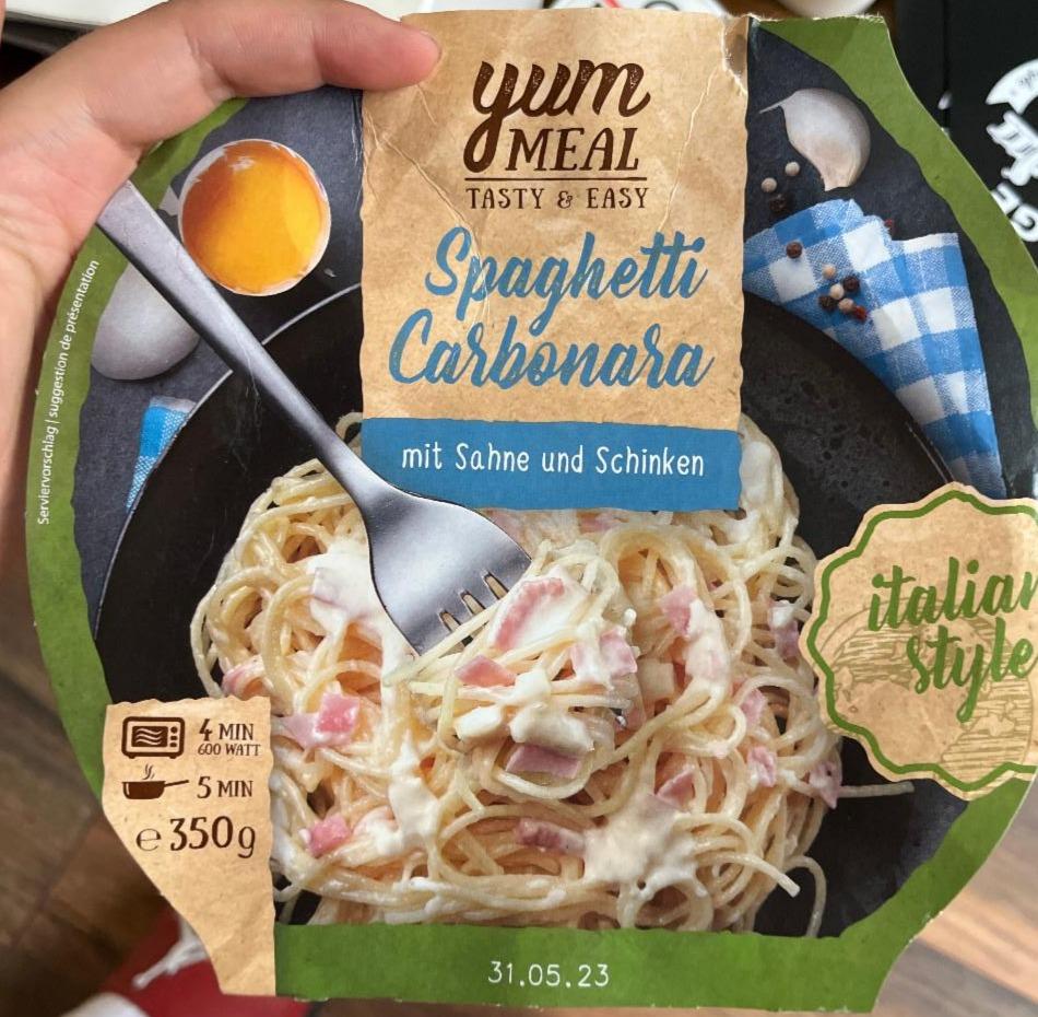 Fotografie - Spaghetti Carbonara mit Sahne und Schinken Yum Meal