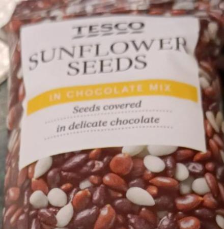 Fotografie - Sunflower seeds in chocolate mix Tesco