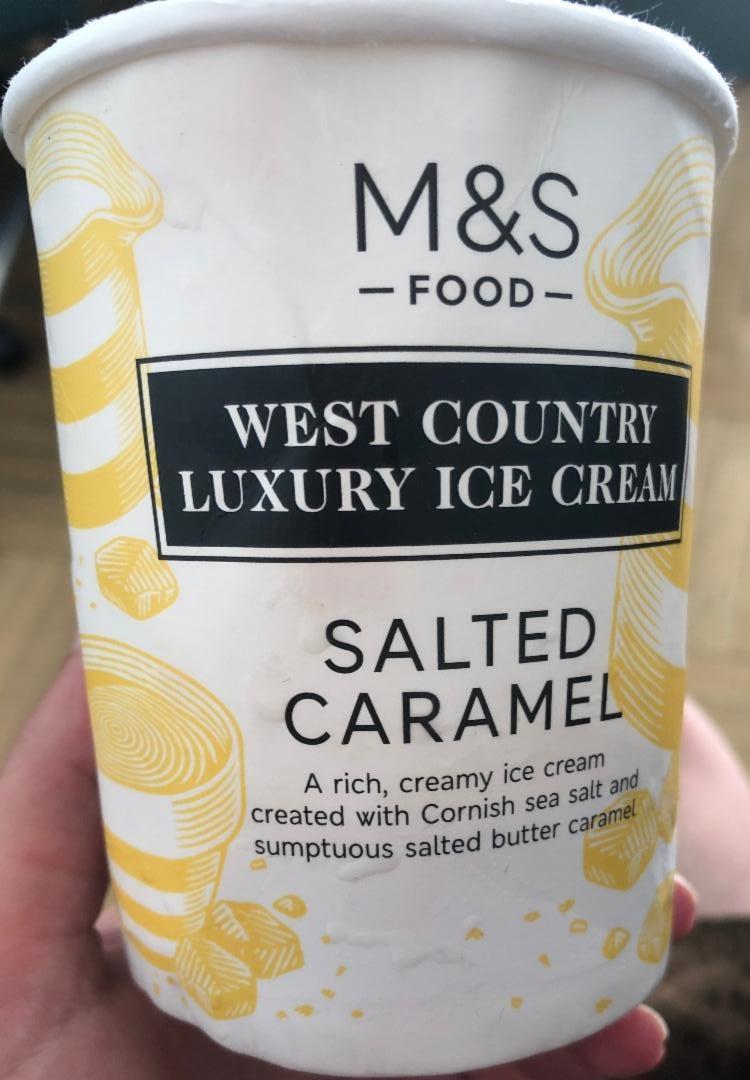Fotografie - Salted caramel ice cream M&S Food