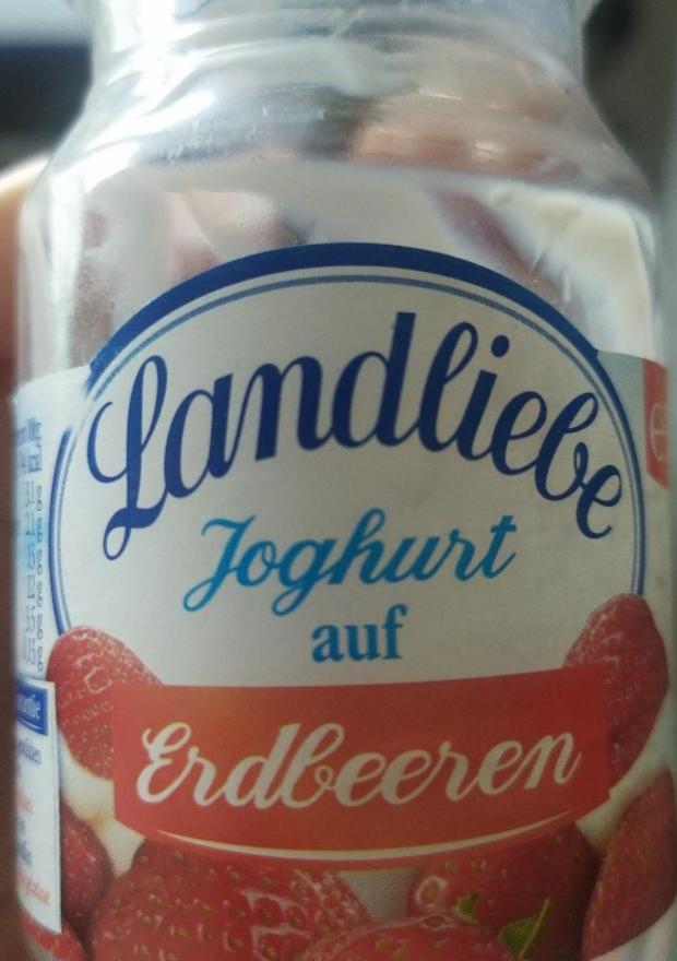 Fotografie - Joghurt auf Erdbeeren Landliebe