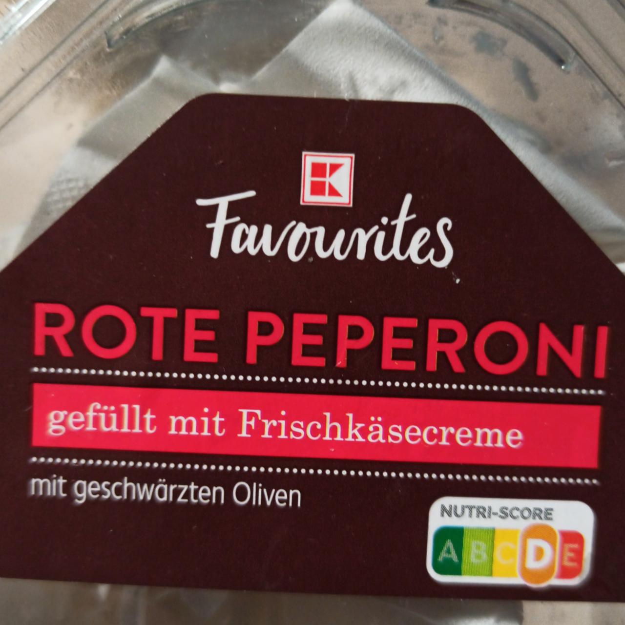 Fotografie - Rote Peperoni gefüllt mit Frischkäsecreme K-Favourites