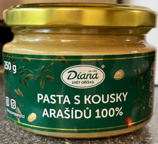 Fotografie - Pasta s kousky arašídů 100% Diana Svět oříšků