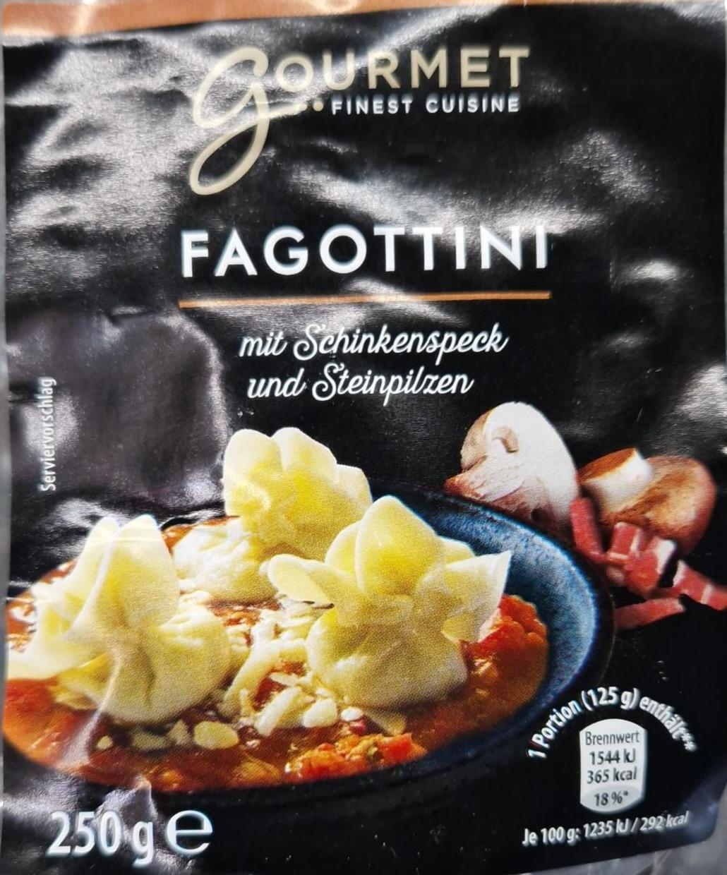 Fotografie - Fagottini mit Schinkenspeck und Steinpilzen Gourmet finest cuisine