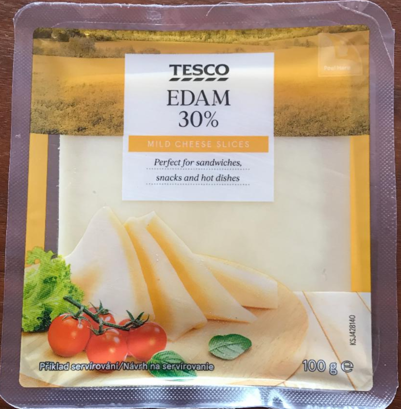 Fotografie - Edam 30% mild cheese slices Tesco