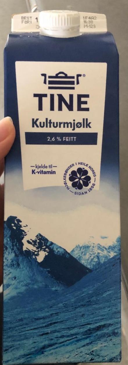 Fotografie - Kulturmjølk 2,6% feitt Tine