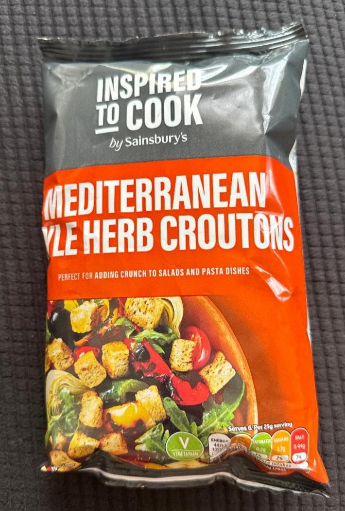 Fotografie - Mediterranean Style Herb Croutons Inspired to Cook by Sainsbury's