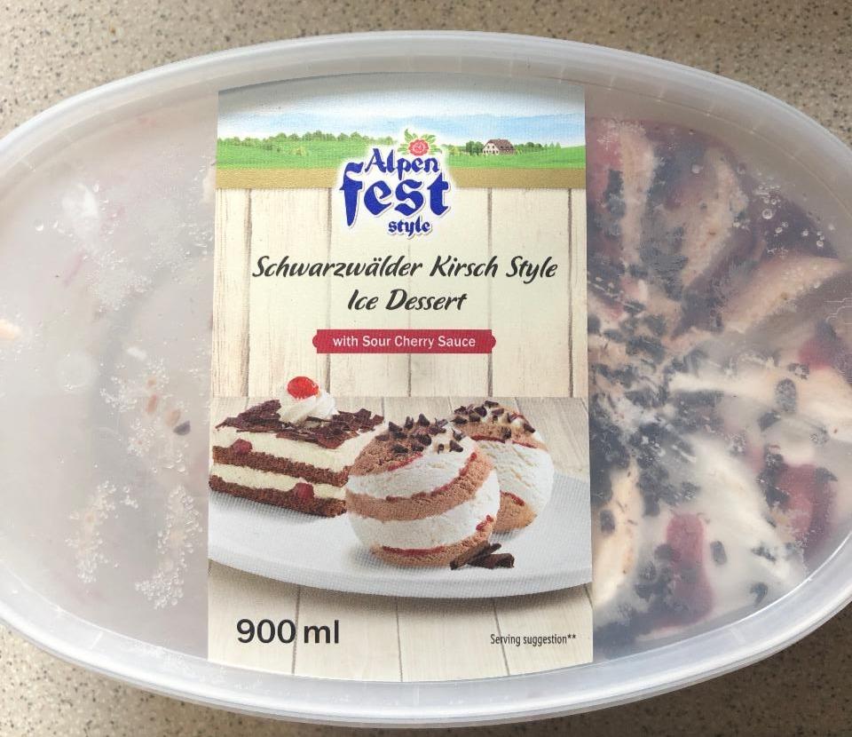 Fotografie - Schwarzwälder Kirsch Style Ice Dessert Alpen fest style