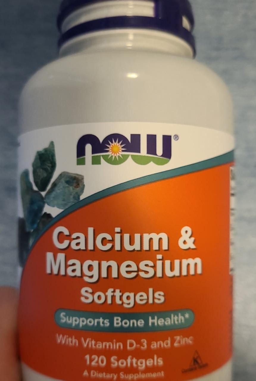 Fotografie - Calcium & Magnesium softgels Now