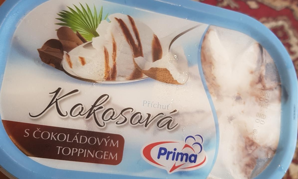 Fotografie - zmrzlina kokosová s čokoládovým toppingem Prima